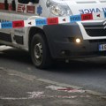 Hitna: Muškarac poginuo kada se zakucao automobilom u zid na Ostružničkom nasipu