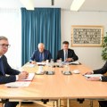 Lajčak se sastaje sa Vučićem i Kurtijem u Davosu