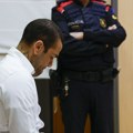 Dani Alveš osuđen na četiri i po godine zatvora zbog silovanja