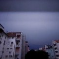 Apokaliptični prizori širom Srbije: Sremska Mitrovica pod vodom, jak grad pogodio ceo Srem: Šoferke razbijene, vetar nosi…
