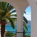 Španija pokušava da zaustavi turiste – pritisak na Airbnb