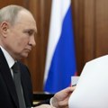 Košmar za špijune Putin potpisao zakon kojim se pooštravaju kazne za strane agente