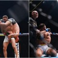 Albanski MMA borac nosio protivnika na leđima, pa u trenu izgubio borbu! Pogledajte jednu od najbizarnijih završnica ikada