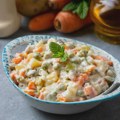 Proveren recept za rusku salatu i "tajni" sastojak za savršenu svežinu