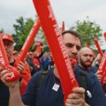 Radnici Folksvagena širom Nemačke protestovali zbog plana kompanije da ukine 100.000 radnih mesta