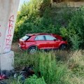 Kolima sleteo sa puta i udario u betonski stub nadvožnjaka: Jeziva nesreća kod Inđije, muškarac stradao na mestu (foto)