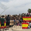 (VIDEO) Migranti u Seuti organizovali protest: Traže od Španije da im odobri azil