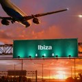 Let između Britanije i Ibice verovatno najluđi na svetu, putnici bahato uživaju u se*su, drogi i alkoholu