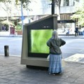 Čak 10 miliona ljudi širom sveta za samo 9 dana videlo je ovu čudnu zelenu napravu iz centra Beograda: Evo šta je to i…