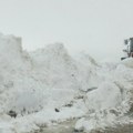 Sneg napravio haos u Srbiji Proglašena vanredna situacija u Sjenici