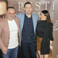 Mirza Selimović okupio poznate na promociji albuma: Ana Sević došla u miniću, a muž je ljubi pred svima! Vesna Dedić…