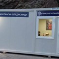 Монтажне експозитуре Поштанске штедионице постављене у близини прелаза са Косовом