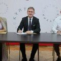 Selaković potpisao ugovore o rekonstrukciji fabrike "Milan Vapa" i zgrade Pošte