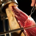 Nova generacija žena: Špankinje koje režu šunku