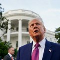 Trump poručio Izraelu da prestane s bombardovanjem