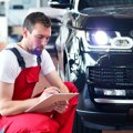 Prodavac automobila kaže da 5 stvari obavezno proverite pre kupovine „polovnjaka“, inače ćete voziti kontejner na točkovima…