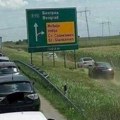 Porodici iz Beograda ispao ranac iz gepeka tokom vožnje Pronašli ga Crnogorci, otvorili pa se prenerazili! Ubrzo dobili poziv…