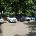 "Imamo problem sa sumnjivim klincima u parku": Stanari Vračara se oglasili o pucnjavi u ponoć (Foto)