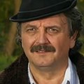 Глумио у "Село гори, а баба се чешља", а нико га не би препознао: Овако данас изгледа Радашинов унук из хит серије
