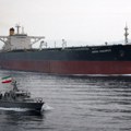 Prvi tanker sa sirovom naftom prošao Ormuskim moreuzom uprkos američkoj blokadi iranskih luka