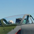 U toku letačka obuka u lovačko-bombarderskoj avijacijskoj eskadrili