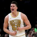 Kakva noć za reprezentativca BiH! Luka Garza upisao "dabl-dabl" i vodio Boston do pobede