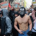 Italija pooštrava kazne zbog protesta, do pet godina zatvora, novčane kazne do 20.000 evra, štetu plaćaju roditelji maloletnika…