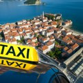 Pogledajte Kako crnogorski taksista dere turiste: Taksimetar kuca kao štoperica, 1 metar - 1 evro! Kao da juri 3.600 km/h…