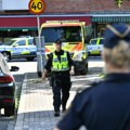 Tinejdžeri ležali krvavi u snegu: Detalji pucnjave u Švedskoj: Svi prevezeni u bolnicu, jednom se bore za život (video)