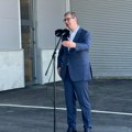 Vučić iz Čačka poručio - da nema policije građani bi uzeli motku u ruke i rasterali ih