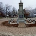 Završena obnova spomenika oslobodiocima Kuršumlije u parku „Toplički ustanak“