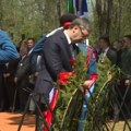 Vučić u Donjoj Gradini: Predsednik se poklonio žrtvama zločina i genocida u Jasenovcu
