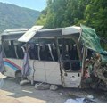 Prevrnuo se kombi sa srpskim turistima u Crnoj Gori, jedna osoba preminula, dete kritično