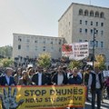 "Rama, podnesi ostavku!" Studenti u Tirani 16. dan na ulicama, marširali do vlade i pozivali kolege na bojkot: "Bez mladih…