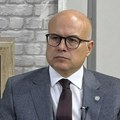 Ministar Vučević: Trenutna komunikacija sa KFOR-om je na najnižem, tehničkom, nivou