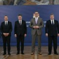 Огласио се председник Вучић после састанка с великом петорком: Верујем да ћемо у наредном периоду пронаћи пут за излазак из…
