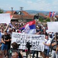 Više hiljada Srba iz Kosovskog Pomoravlja u Pasjanu održalo protest zbog hapšenja sunarodnika