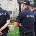 Užas u Miroševcu: Muž ženu napao bombom, ona mu je otela iz ruke i aktivirala