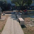 Čitaoci javljaju: Fontanu plaćenu više od sedam miliona dinara popravljaju dan posle otvaranja