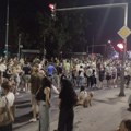Protest na raskrsnici u Stanovu u znak podrške kragujevačkom studentu Luki Stevanoviću koji je u kućnom pritvoru