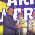 Banderas uručio počasnu nagradu Švarcenegeru u Malagi
