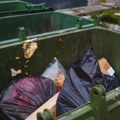 Ljudi, ovo se ne viđa svakog dana! Italijanka bacila knjigu sa 1.000 evra u smeće, a onda se dogodilo čudo
