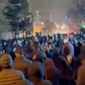 Protesti u Iranu ulaze u treću nedelju – više od 2.600 privedenih, raste broj žrtava