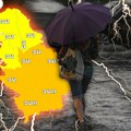 (Video) Pregoreli kućni aparati, ruteri eksplodirali. Nezapamćeno nevreme u Čačku: Grom udario stravičnom silinom, ovo naselje…