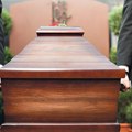 Znate li koliko zarađuju pogrebni radnici? Svi zaziru od ovog posla, a zbog manjka radnika plate su dostigle najviši nivo