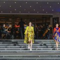 Na ceremoniji otvaranja 22. Serbia Fashion Week-a, Novi Sad u svet poslao zadivljujuću sliku sinergije modne i operske…