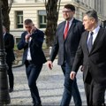 Милановић подноси оставку на мјесто предсједника и иде на изборе са СДП-ом