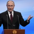 "Naša zemlja stoji čvrsto": Putin - Rusija nema neprijateljske zemlje, ali...