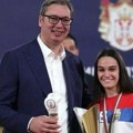 Vučić čestitao srpskim bokserkama osvajanje zlata na EP