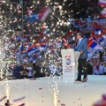 Spektakl za kraj: Baloni, vatromet i Vučićeve moćne poruke na mitingu u Čairu (video)